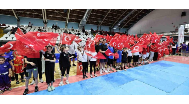 Manisa'da 36 branşta ücretsiz spor eğitimi başladı