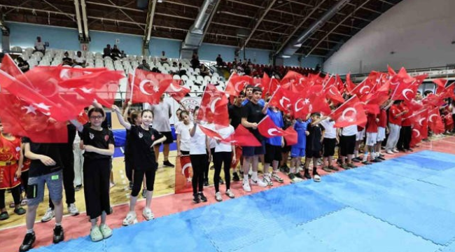 Manisa'da 36 branşta ücretsiz spor eğitimi başladı