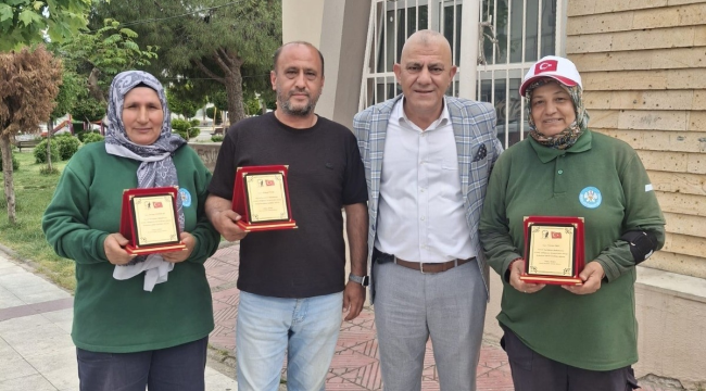 Manisa'da bir ilk: Ödüllü temizlikçiler iş başında