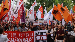 NATO zirve öncesi yurttaşlar sokağa çıktı