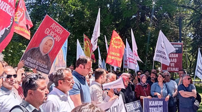 Öğretmenler, Ankara'da açlık grevine başladıklarını duyurdu