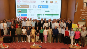 Toplantıda üzümün uluslararası pazarda rekabet gücünün artırılması için yapılacaklar ele alındı