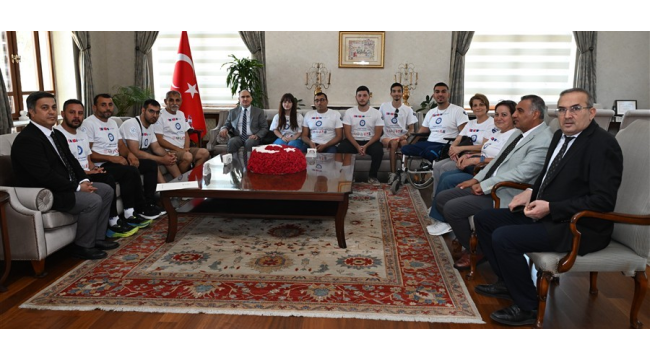 Vali Özkan, ADES projesi kapsamında engelli sporcuları misafir etti