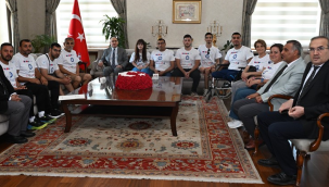 Vali Özkan, ADES projesi kapsamında engelli sporcuları misafir etti