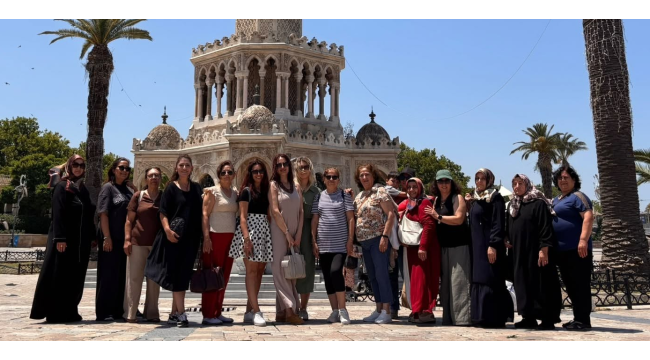 Yunusemreli kursiyerler İzmir'i gezdi