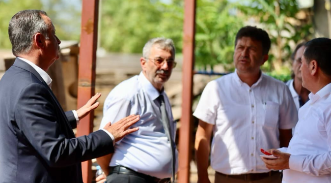  Başkan Balaban başkanlarla küçük sanayi sitesi'nde incelemelerde bulundu