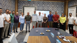 Başkan Balaban komisyon üyelerine ilçe hakkında bilgi verdi