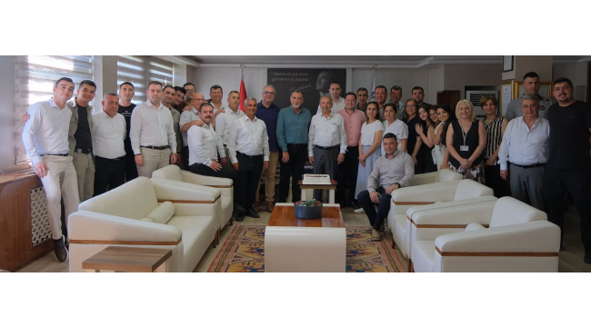 Başkan Nurlu 'ya yaş günü sürprizi
