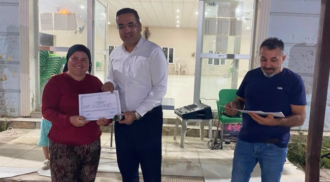 Büyükbaş ve küçükbaş hayvan yetiştiriciliği kursunu başarıyla tamamlayanlara sertifikaları verildi