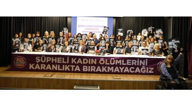 Kadın cinayetleri verilerinin açıklandığı toplantıya ailelerde katıldı