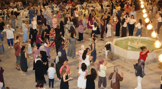 Kadınlar matinesinde kadınlar gönüllerince eğlendi