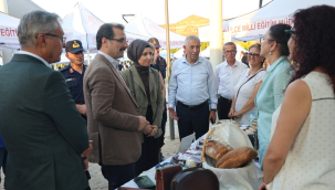 Resim sergisi ve kadın girişimcileri stantları açıldı
