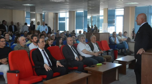 Zeytin derneği ortak akıl toplantısı Akhisar'da yapıldı